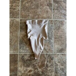 Skims Seamless Sculpt High Waist Thong Clay Size Small